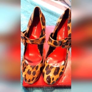 Nine West buckle shoes 👞